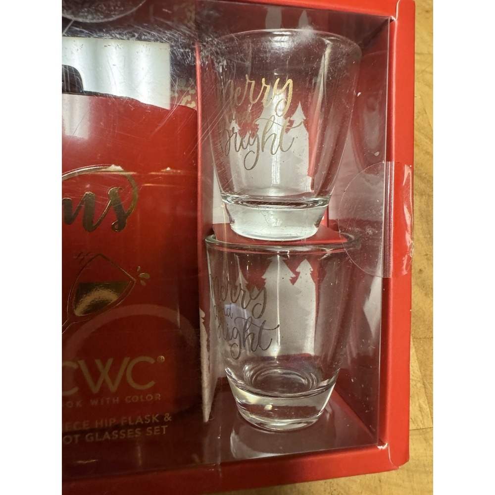 CWC 3 Piece Hip Flask And Shot Glasses Set New In Box - Picture 3 of 7